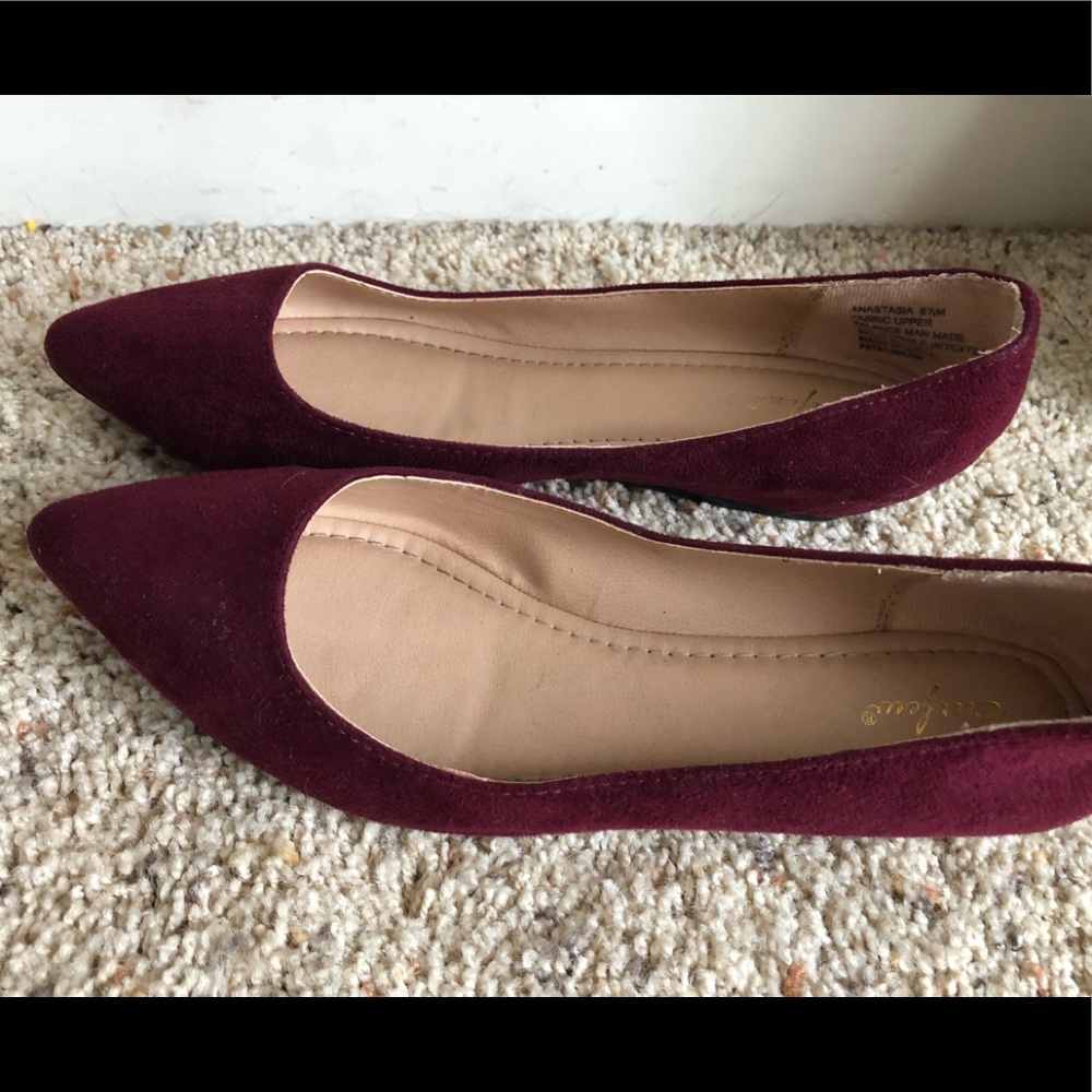 Maroon flats